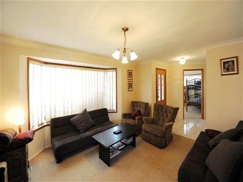 47 Gainsborough Drive, Glenvale QLD 4350