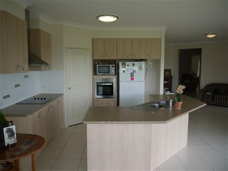 130 Harch Road, Highfields QLD 4352