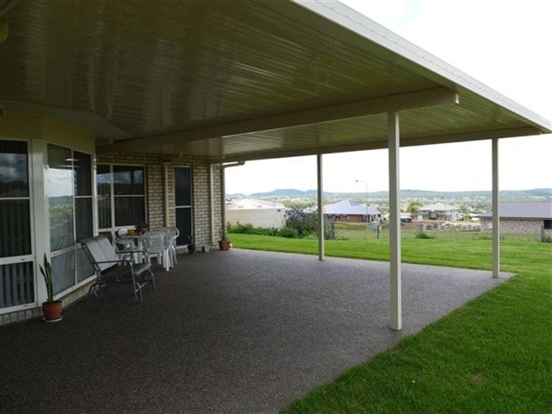 130 Harch Road, Highfields QLD 4352