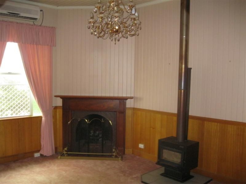 19 Phillip Street, East Toowoomba QLD 4350