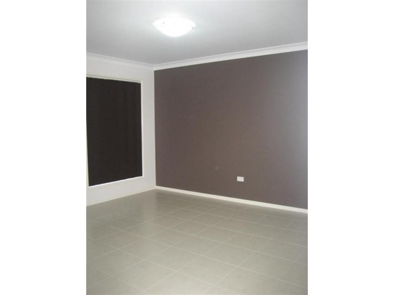 42 Whitman Street, Westbrook QLD 4350