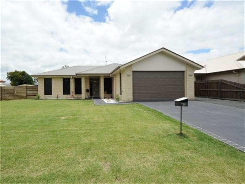 129 Main Street, Westbrook QLD 4350