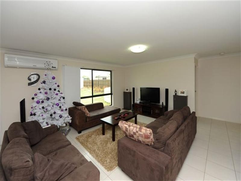 129 Main Street, Westbrook QLD 4350