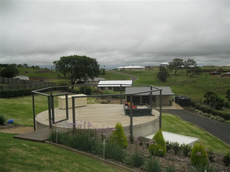 7 Liam Drive, Highfields QLD 4352