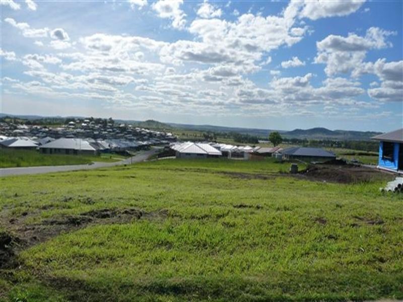 48 Sommariva Street, Westbrook QLD 4350