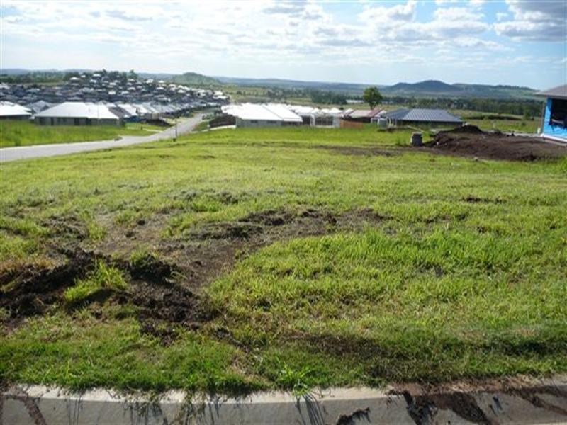 48 Sommariva Street, Westbrook QLD 4350