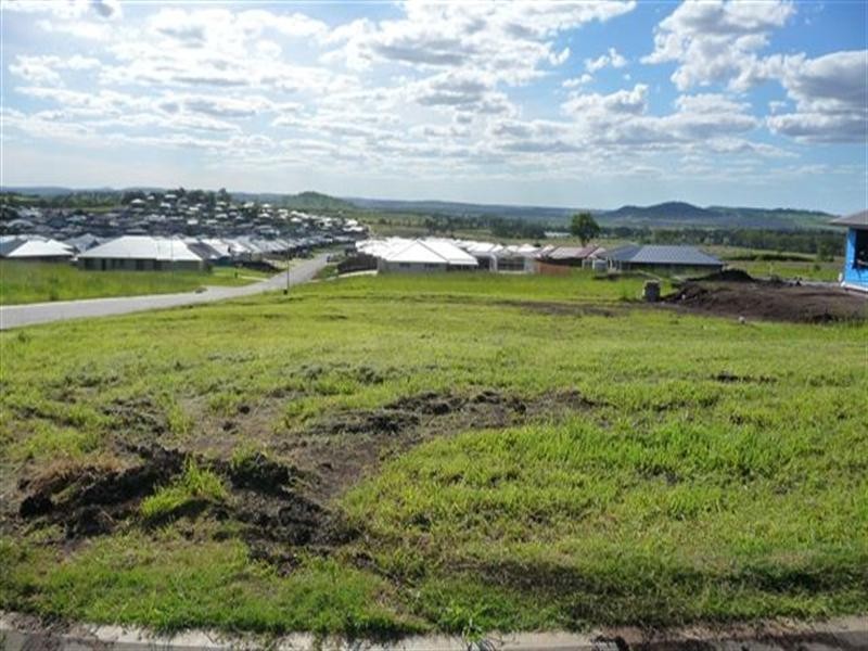 48 Sommariva Street, Westbrook QLD 4350