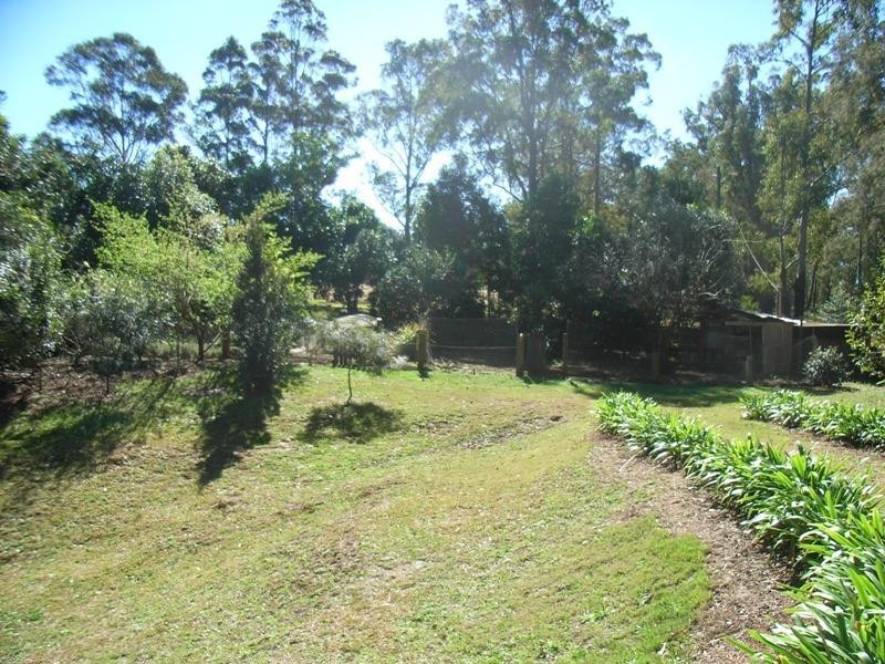 70 Wilkes Road, Hampton QLD 4352