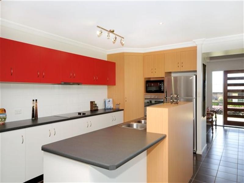 1 Garvan Court, Highfields QLD 4352