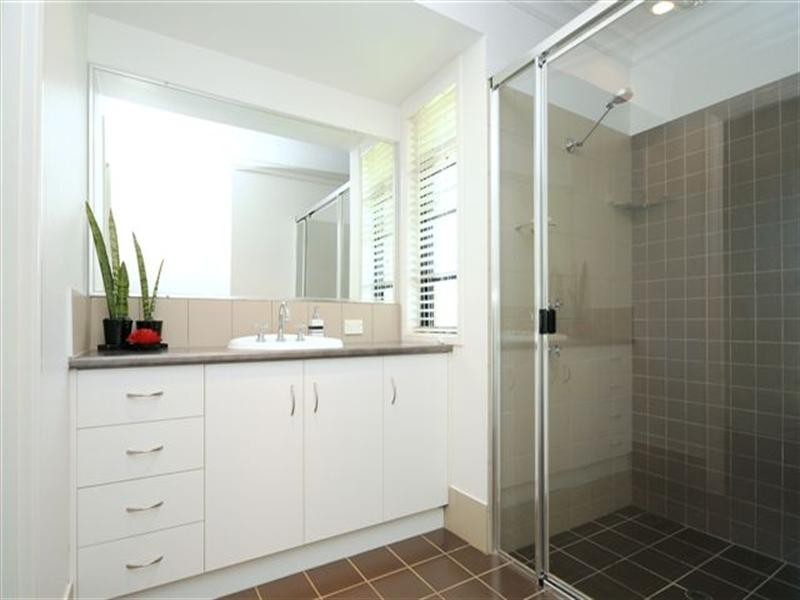 1 Garvan Court, Highfields QLD 4352