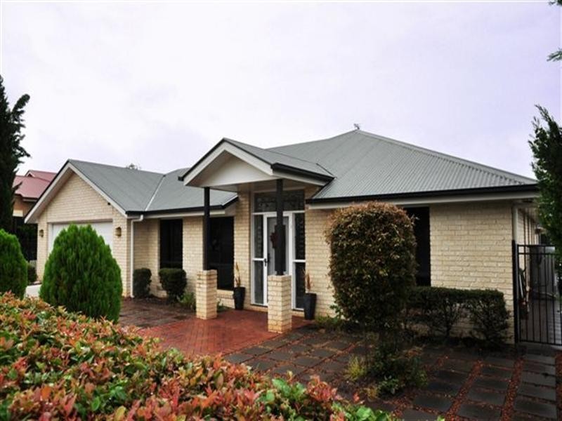 24 Girrawheen Street, Rangeville QLD 4350