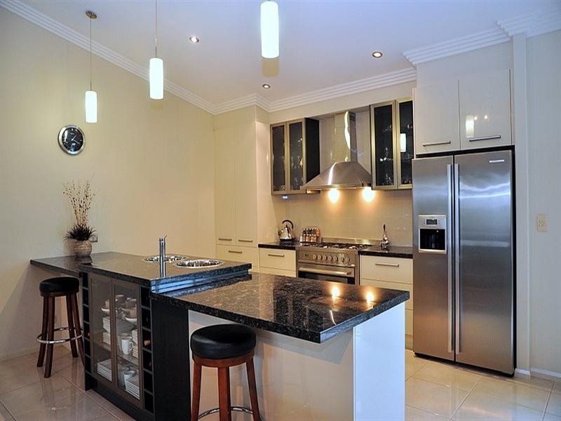 8 Beardsworth Court, Middle Ridge QLD 4350