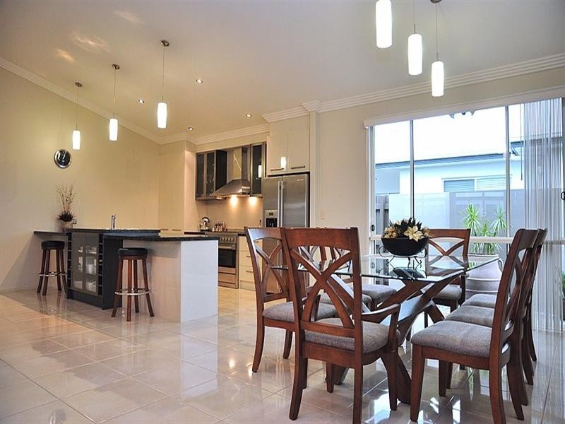 8 Beardsworth Court, Middle Ridge QLD 4350