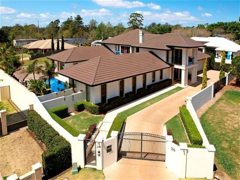 20 Caithness Court, Middle Ridge QLD 4350