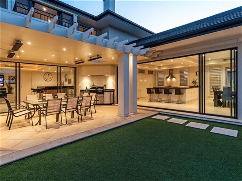 20 Caithness Court, Middle Ridge QLD 4350