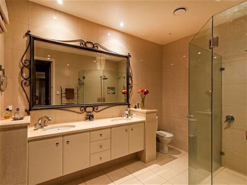 20 Caithness Court, Middle Ridge QLD 4350