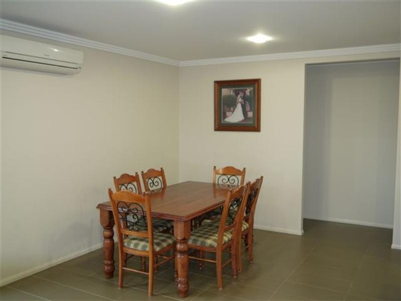 24 Wellington Street, Wyreema QLD 4352