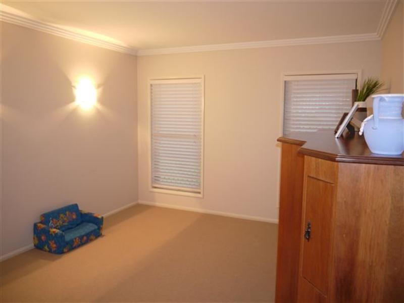 24 Wellington Street, Wyreema QLD 4352