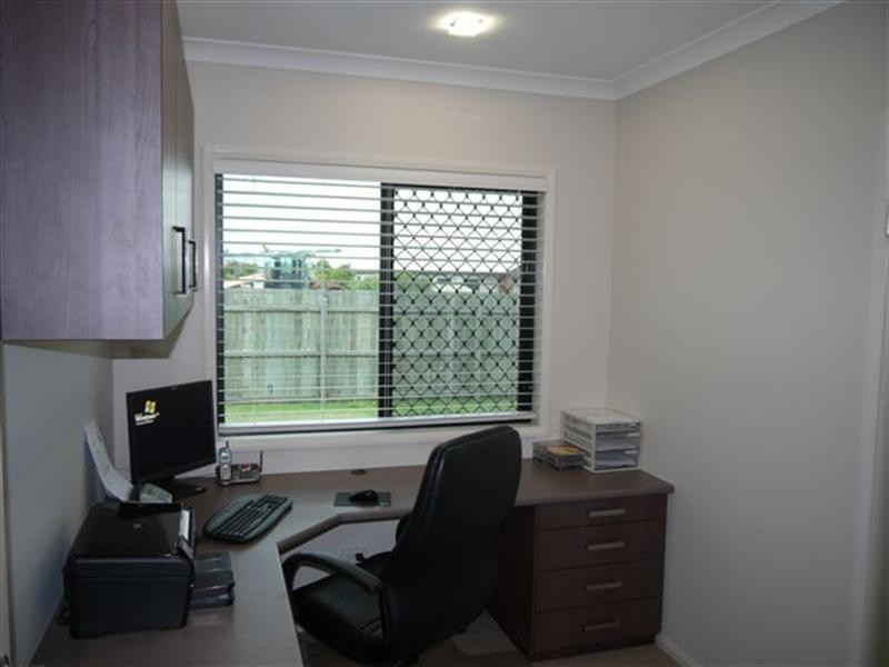 24 Wellington Street, Wyreema QLD 4352