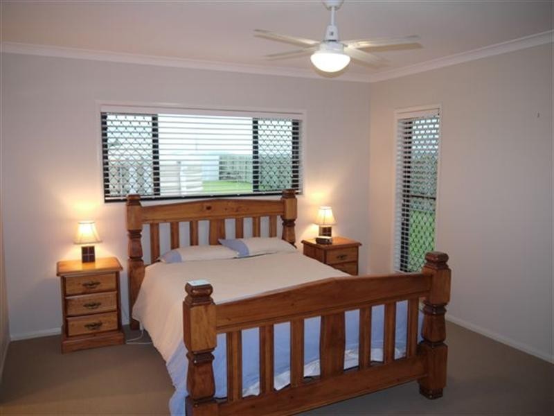 24 Wellington Street, Wyreema QLD 4352