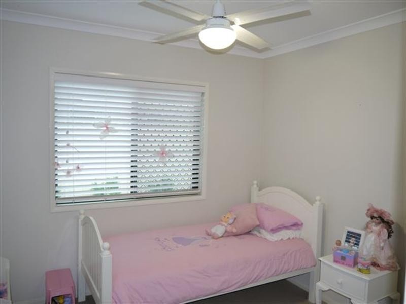 24 Wellington Street, Wyreema QLD 4352