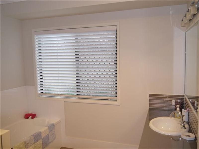 24 Wellington Street, Wyreema QLD 4352