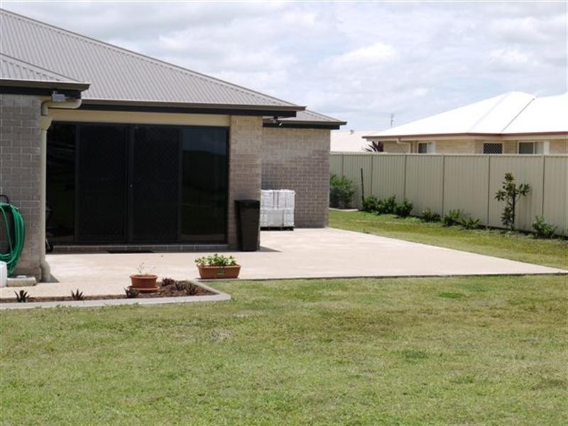 24 Wellington Street, Wyreema QLD 4352