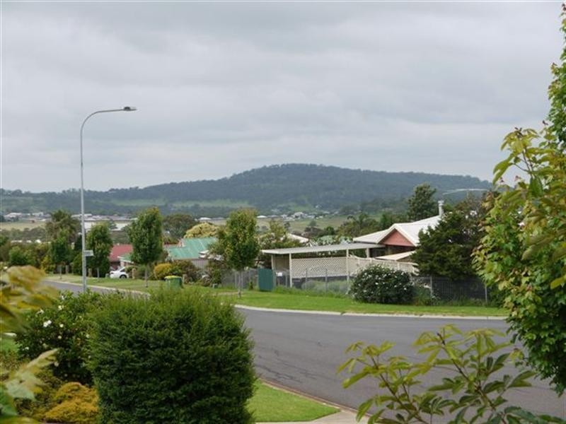 14 Evergreen Court, Glenvale QLD 4350