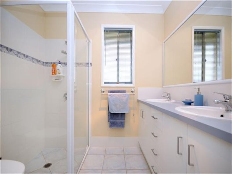 3 Pendrea Close, Highfields QLD 4352