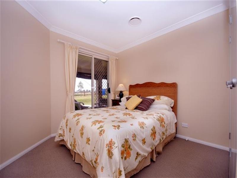 3 Pendrea Close, Highfields QLD 4352