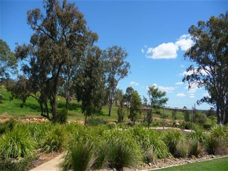 3 Pendrea Close, Highfields QLD 4352