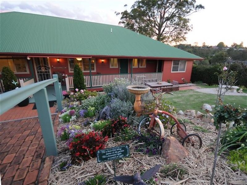 10 High Street, Highfields QLD 4352