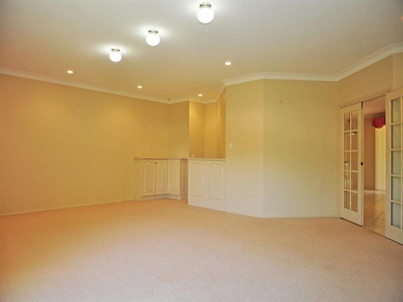 10 Parsley Drive, Middle Ridge QLD 4350