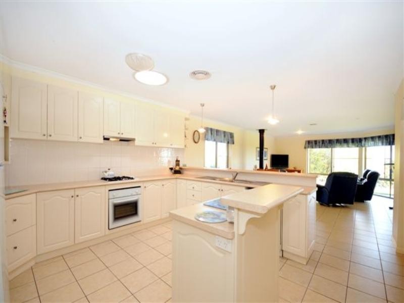 21 Bowtell Drive, Highfields QLD 4352