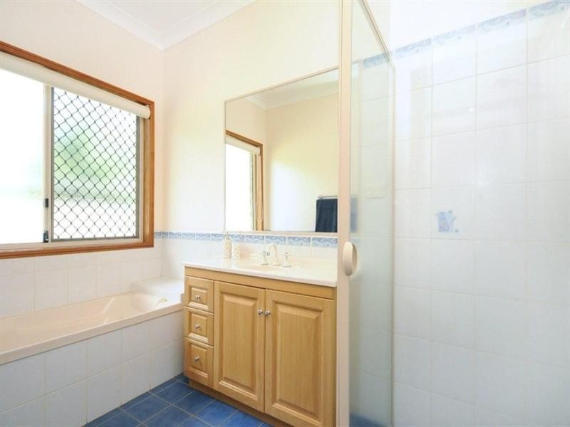 52 McClymont Drive, Rangeville QLD 4350