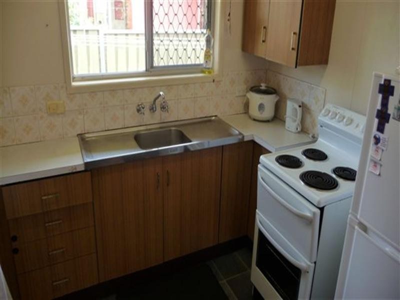 2/352a Bridge Street, Wilsonton QLD 4350