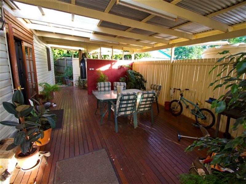 16 Webb Street, Rangeville QLD 4350