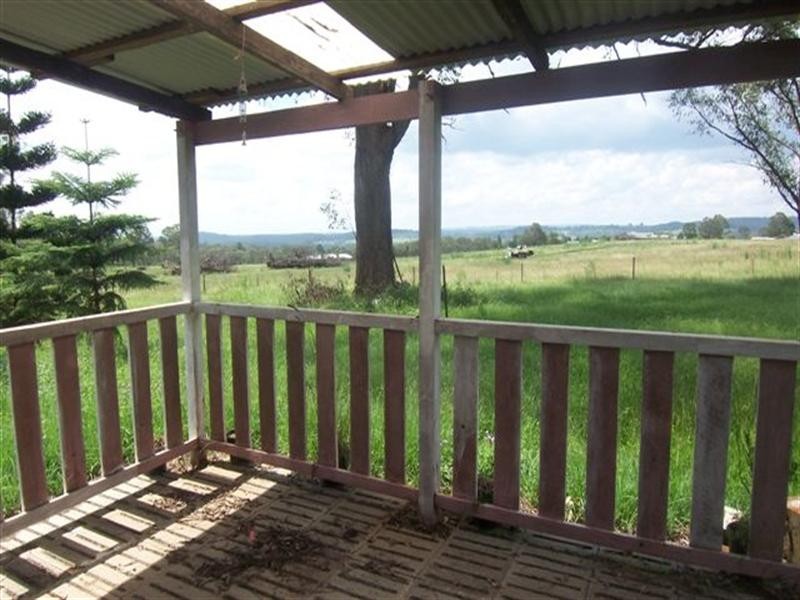 28 Fernbank Road, Cabarlah QLD 4352