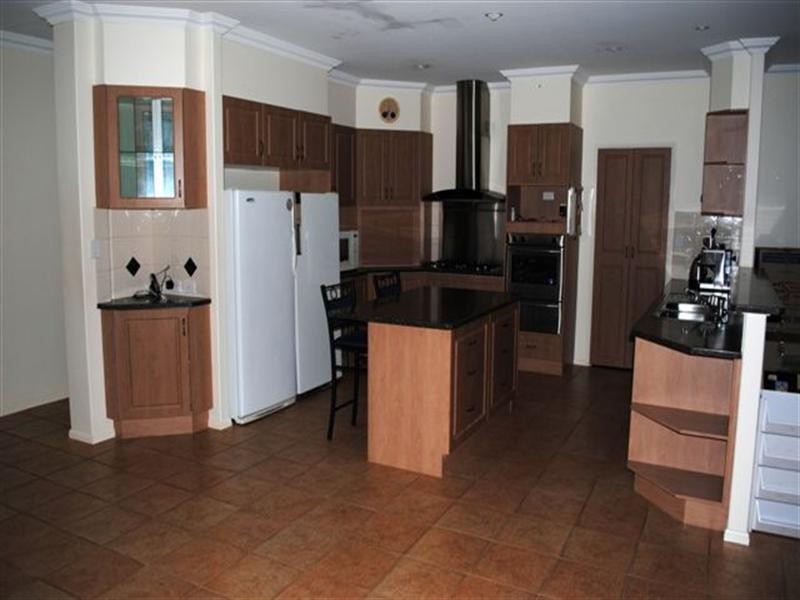 9 Andersson Court, Highfields QLD 4352