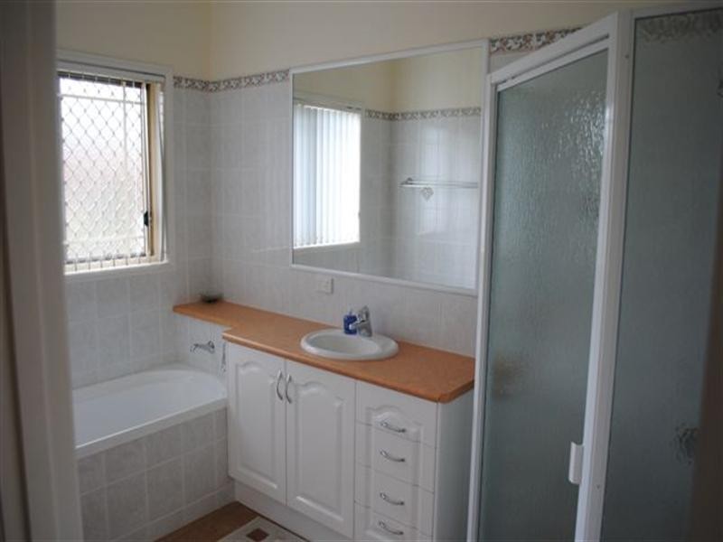 9 Andersson Court, Highfields QLD 4352