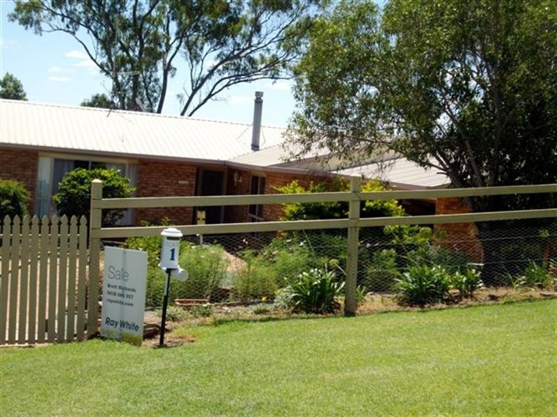 1 King Street, Kingsthorpe QLD 4400