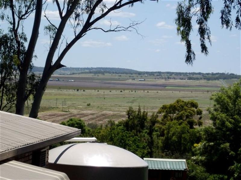 1 King Street, Kingsthorpe QLD 4400
