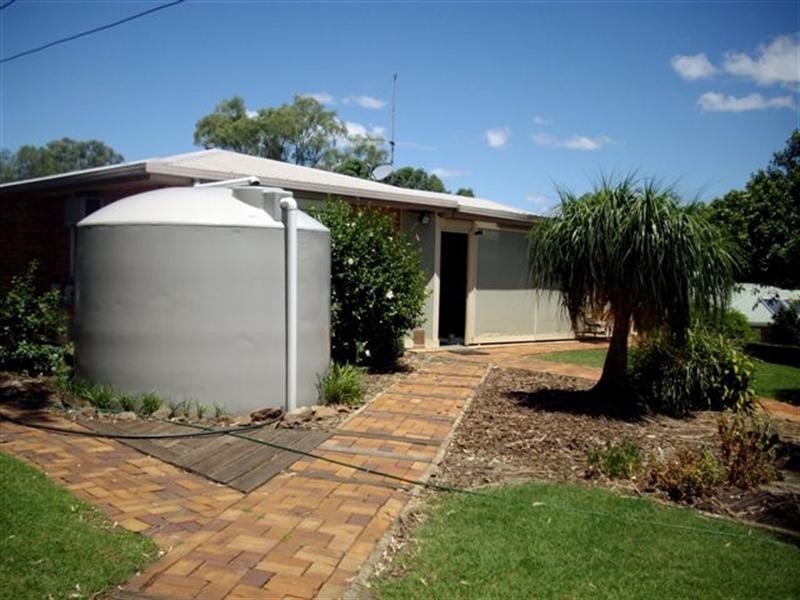 1 King Street, Kingsthorpe QLD 4400