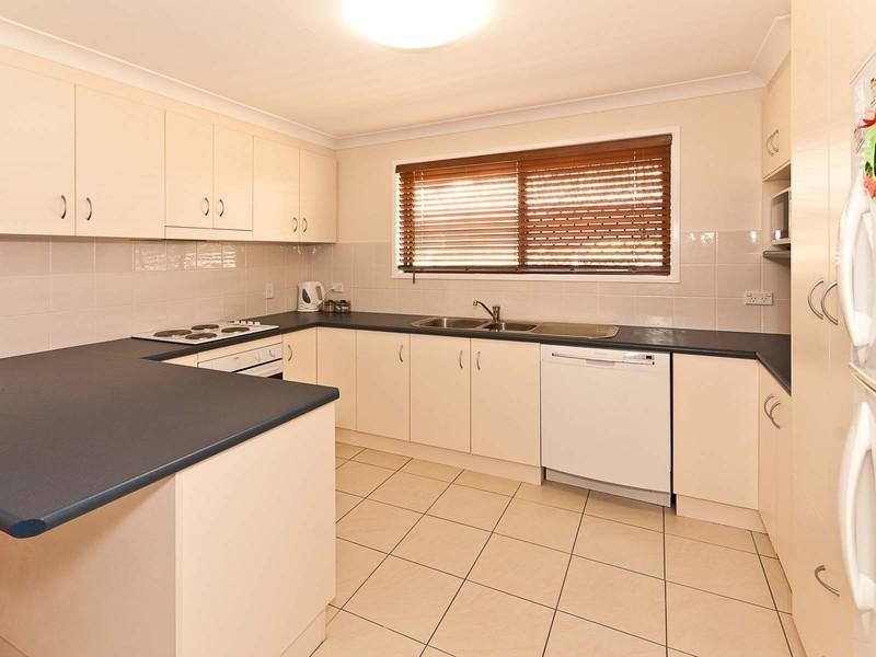 9 Jason Street, Wilsonton Heights QLD 4350