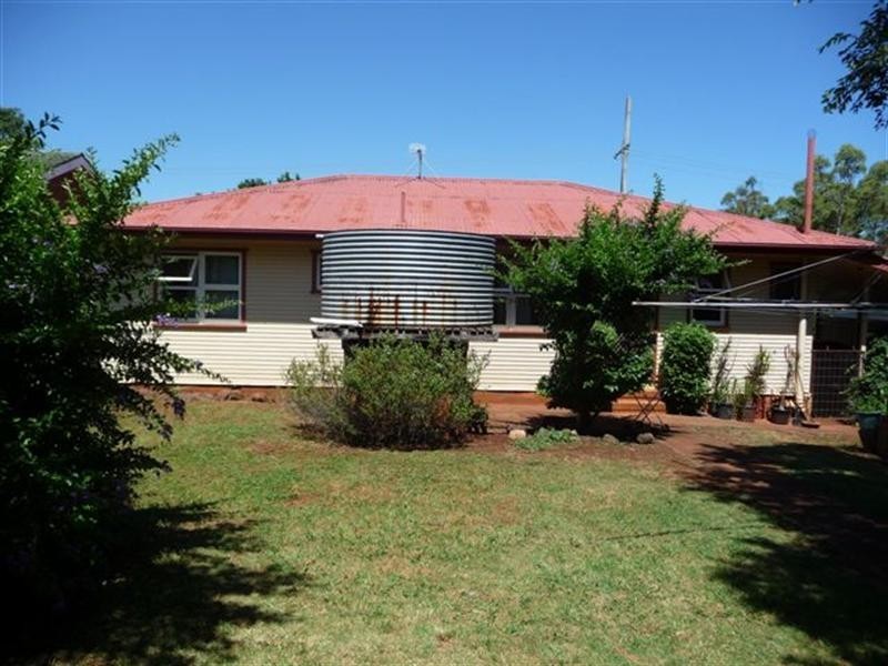309 Tor Street, Wilsonton QLD 4350