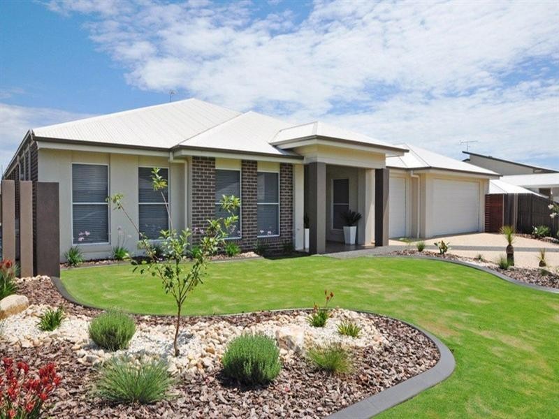 65 Wood Drive, Middle Ridge QLD 4350