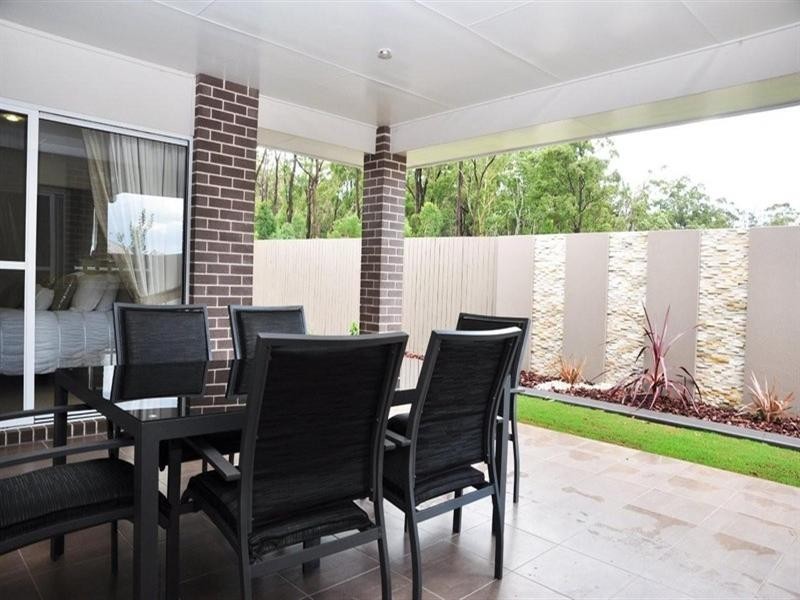 65 Wood Drive, Middle Ridge QLD 4350
