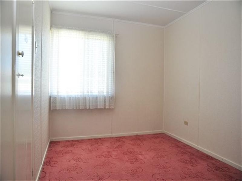 4 Walker Street, Harristown QLD 4350