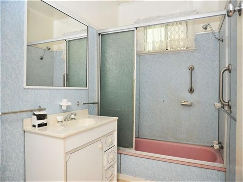 4 Walker Street, Harristown QLD 4350