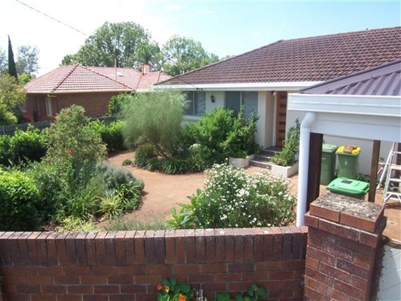 2a Gilbert Street, Toowoomba City QLD 4350